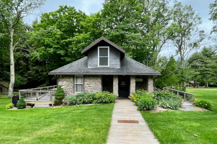 Antrim-Streamside-Stone-Cottage-Featured-scaled Antrim Streamside Stone Cottage Featured scaled